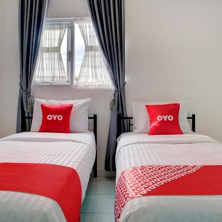 Oyo 3690 Wisma Yani Syariah Padang  Exterior foto