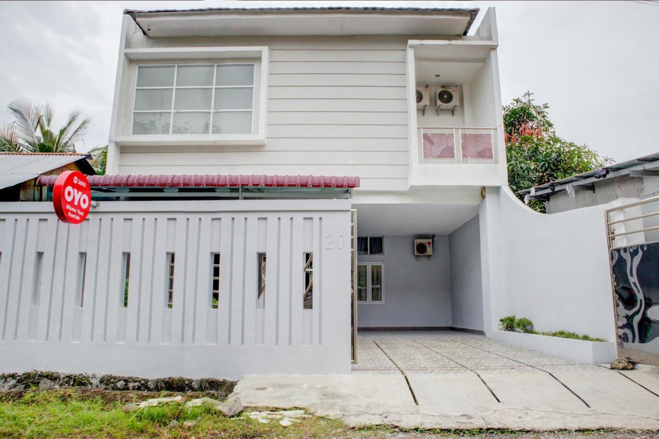 Oyo 3690 Wisma Yani Syariah Padang  Exterior foto