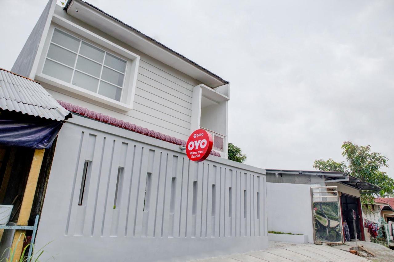 Oyo 3690 Wisma Yani Syariah Padang  Exterior foto