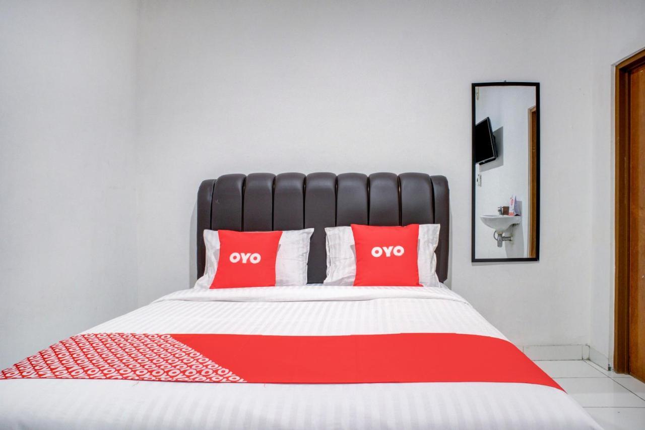 Oyo 3690 Wisma Yani Syariah Padang  Exterior foto